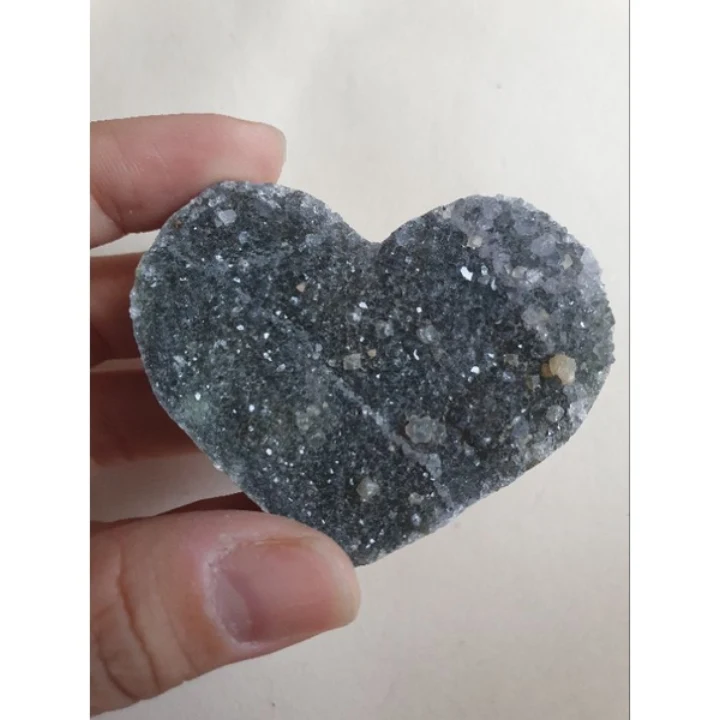 Đá black amethyst hình trái tim heart 57gram