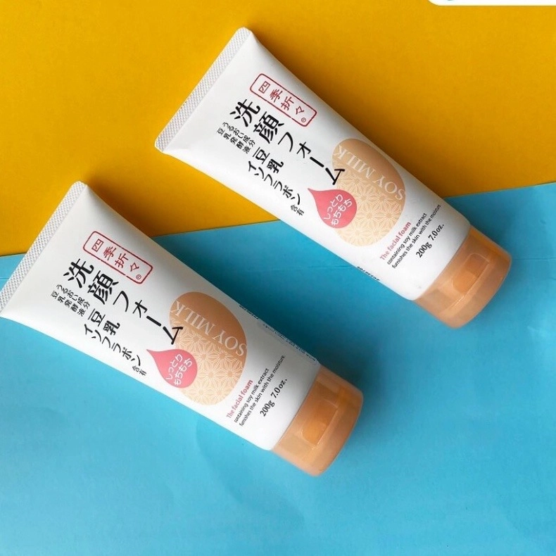 Sữa Rửa Mặt Shikioriori Soy Milk Facial Foam Kumano Chiết Xuất Từ Đậu Nành Nhật Bản
