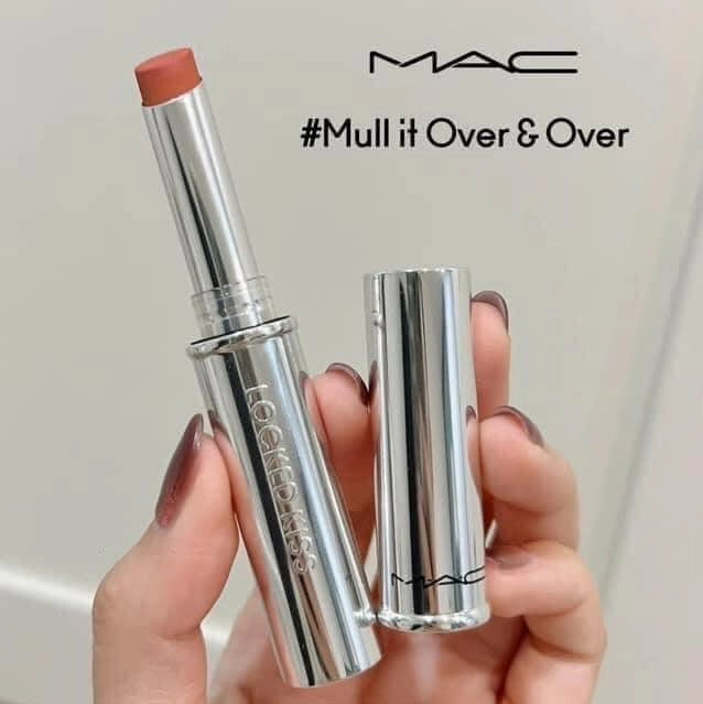 Son Thỏi MAC Locked Kiss 24HR Lipstick 1.8Gr - 60 Mull It Over and Over (Cam Đất)