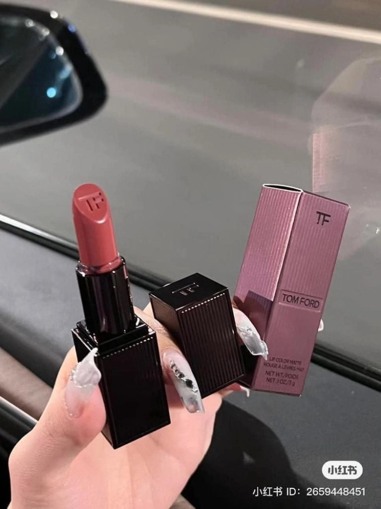 口紅 Tom Ford Lip Color Matte 02 Rose Petal Tom Ford 02 Rose Petal Lip Color Matte 0.1 oz/3 G Full Size